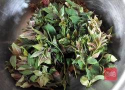 黄豆花椒芽的做法图解3