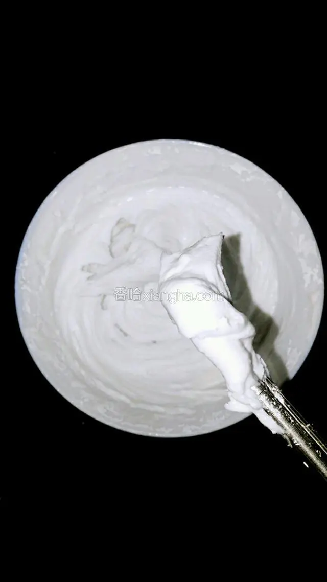 搅拌成熟面糊，效果如图，备用。