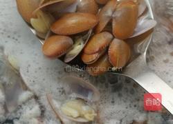 蒜香花甲的做法图解1