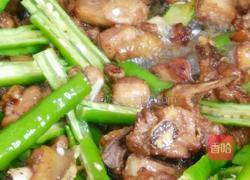 尖椒烧鸡的做法图解4