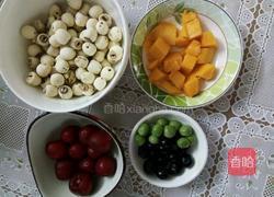 冰糖莲子的做法图解1
