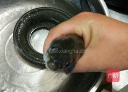 清蒸白鳝的做法图解1