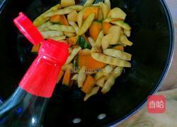 炖土豆窝瓜豆角的做法图解7