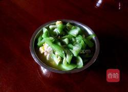 鸭蛋炒丝瓜的做法图解5