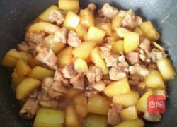 土豆焖排骨的做法图解6