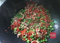 红辣椒炒豌豆肉末的做法图解7