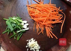 炒粉虫的做法图解3