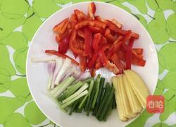 姜葱爆花甲的做法图解2