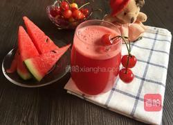 西瓜樱桃果汁的做法图解4