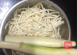 凉拌茭白的做法图解1