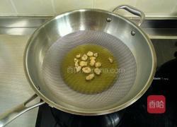 毛豆米烧鸡的做法图解3