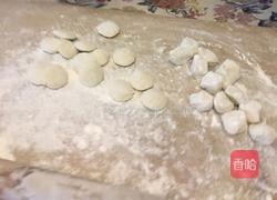 生煎水饺的做法图解1