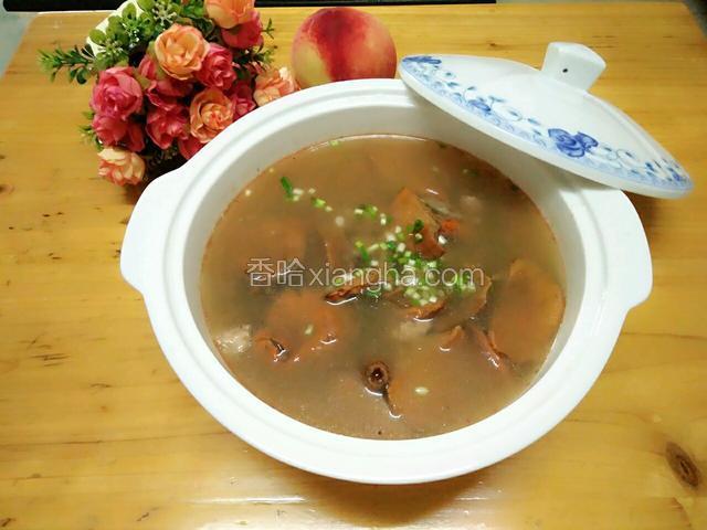枞树菌瘦肉汤