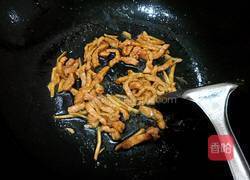 肉丝青椒炒榨菜的做法图解4