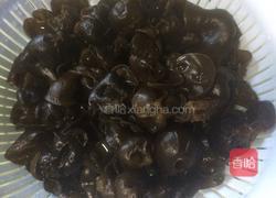 黄瓜炒木耳的做法图解1