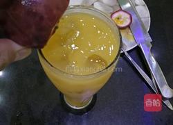 百香芒果汁的做法图解5