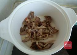 沙锅煲土豆块咖喱鸡汤的做法图解1