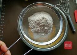 八寸鲜奶戚风蛋糕的做法图解7