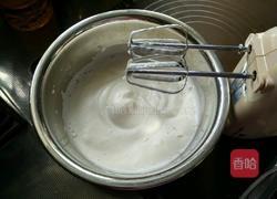 八寸鲜奶戚风蛋糕的做法图解10