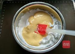 八寸鲜奶戚风蛋糕的做法图解15