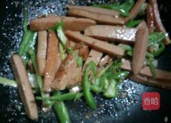 青椒炒火腿的做法图解6