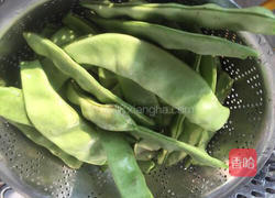 土豆炖芸豆（油豆）的做法图解1