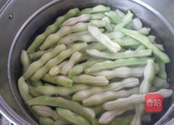 芸豆肉馅饺子的做法图解2