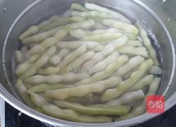 芸豆肉馅饺子的做法图解3