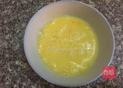 火腿肠鸡蛋卷饼的做法图解2
