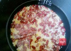 大米碴子焖豆饭的做法图解3