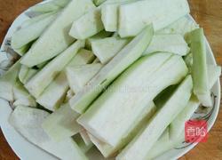 茄子炒韭菜的做法图解2