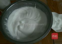 蔓越莓中空戚风的做法图解8