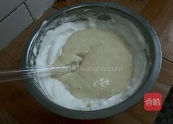 蔓越莓中空戚风的做法图解11