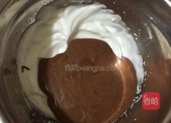 六寸可可戚风蛋糕的做法图解11