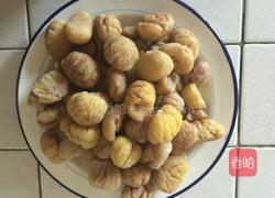 板栗烧鸡的做法图解1