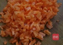 胡萝卜鲜虾粥的做法图解2