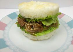 姜汁烧肉米汉堡