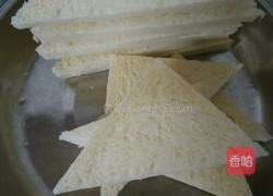 番茄鸡蛋火腿三明治的做法图解2
