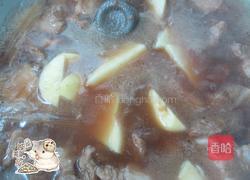 红烧肉炖土豆的做法图解17