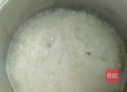 香肠闷饭的做法图解1