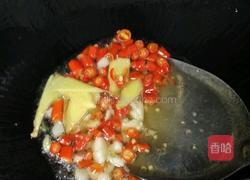 鸡翼炒四季豆的做法图解2