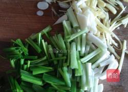 剁辣椒蒸鱼的做法图解3