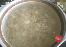 银耳莲子汤的做法图解5