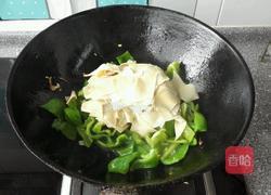 青椒炒豆皮的做法图解6