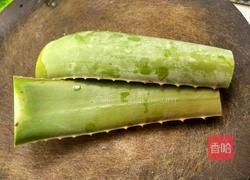 冰镇芦荟的做法图解1