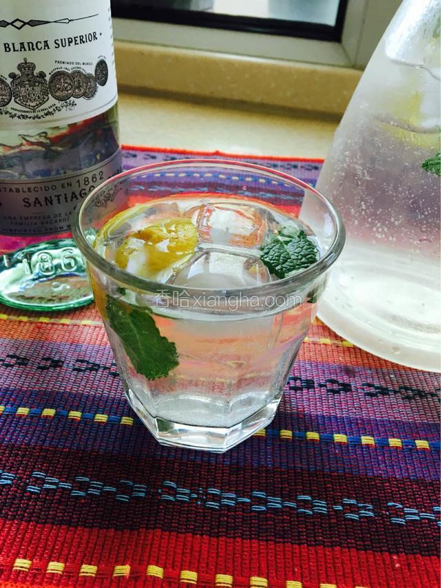 喝一口，透心凉，心飞扬啊(」゜ロ゜)」