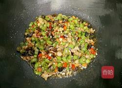 尖椒皮蛋炒肉末的做法图解6