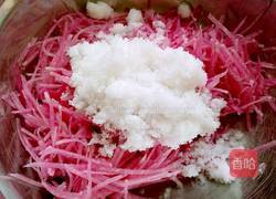 酸甜心里美萝卜丝的做法图解5