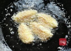 面包糠炸鸡蛋的做法图解6