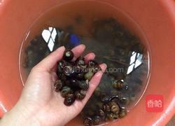 香辣田螺的做法图解1